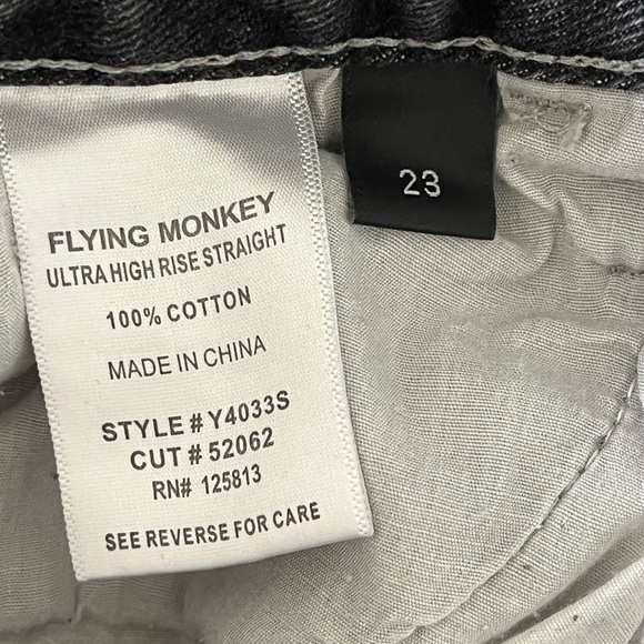 Buckle, 23 - Picture 3 of 3